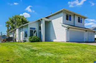 1625 SE Cortland (&amp 1627) Av, Dallas, OR 97338 - Photo 3