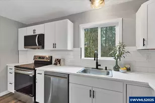 712 12th Ave, Sweet Home, OR 97386 - Photo 15