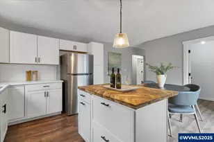 712 12th Ave, Sweet Home, OR 97386 - Photo 13