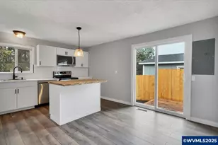 712 12th Ave, Sweet Home, OR 97386 - Photo 29