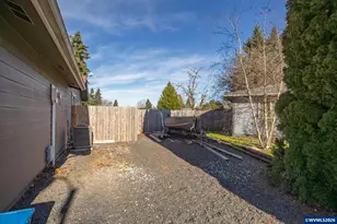 1535 Maple Pl, Lebanon, OR 97355 - Photo 23