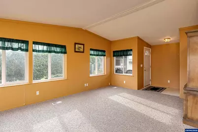 1156 SW Westvale St #197, McMinnville, OR 97128 - Photo 3