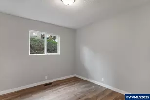 712 12th St, Sweet Home, OR 97386 - Photo 41