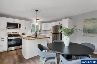 712 12th St, Sweet Home, OR 97386 - Photo 11