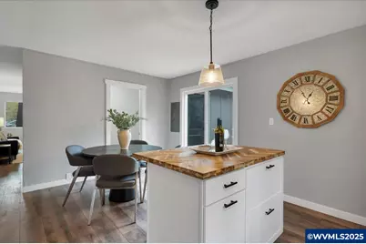 712 12th St, Sweet Home, OR 97386 - Photo 15