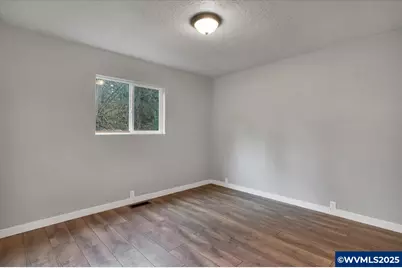 712 12th St, Sweet Home, OR 97386 - Photo 19