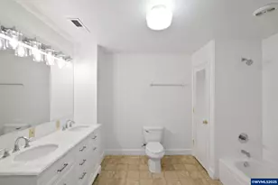 205 E Pine St, Lebanon, OR 97355 - Photo 21