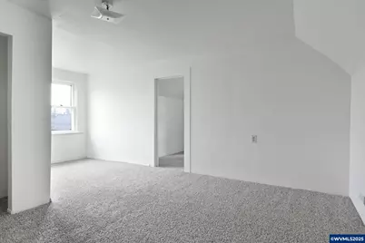 205 E Pine St, Lebanon, OR 97355 - Photo 29