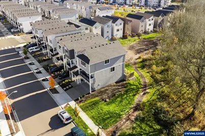 4236 E Willakenzie St, Newberg, OR 97132 - Photo 3