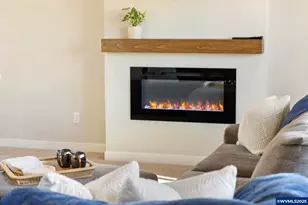 4236 E Willakenzie St, Newberg, OR 97132 - Photo 9