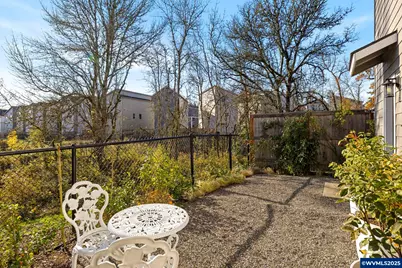 4236 E Willakenzie St, Newberg, OR 97132 - Photo 35