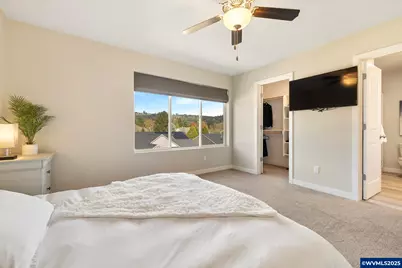 4236 E Willakenzie St, Newberg, OR 97132 - Photo 21