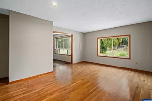 10343 Brick Rd SE, Turner, OR 97392 - Photo 11