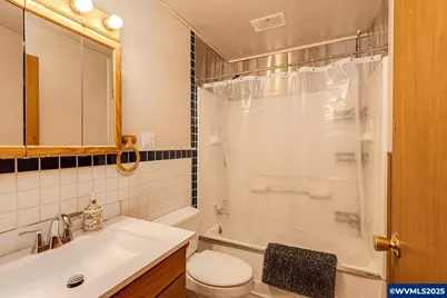 4911 15th Av N, Keizer, OR 97303 - Photo 15