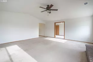 7295 NW Poverty Bend Rd, McMinnville, OR 97128 - Photo 17