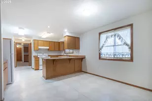 7295 NW Poverty Bend Rd, McMinnville, OR 97128 - Photo 5