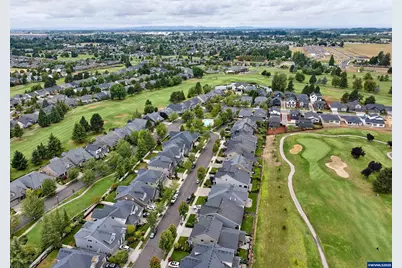 429 Turnberry Av, Woodburn, OR 97071 - Photo 45