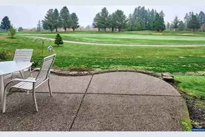 429 Turnberry Av, Woodburn, OR 97071 - Photo 39