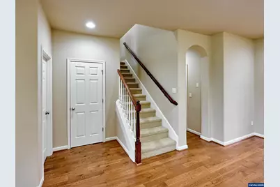 429 Turnberry Av, Woodburn, OR 97071 - Photo 21