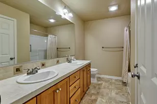 429 Turnberry Ave, Woodburn, OR 97071 - Photo 31