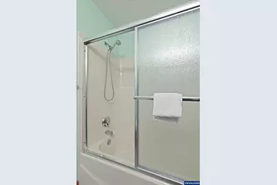 1420 SW Fairway Dr, Waldport, OR 97394 - Photo 17