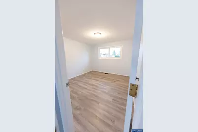 720 W Isabella St, Lebanon, OR 97355 - Photo 13
