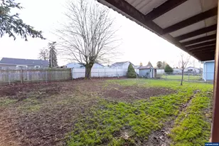 720 W Isabella St, Lebanon, OR 97355 - Photo 29