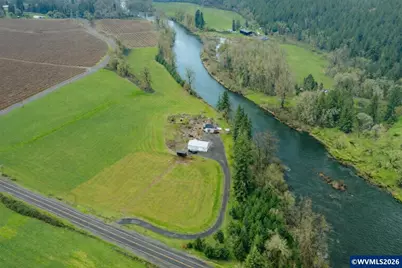 40759 McDowell Creek Dr, Lebanon, OR 97355 - Photo 3