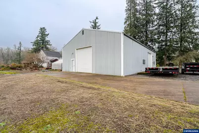 40759 McDowell Creek Dr, Lebanon, OR 97355 - Photo 31