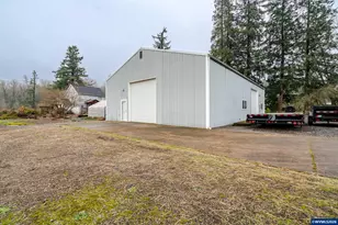 40759 McDowell Creek Dr, Lebanon, OR 97355 - Photo 31