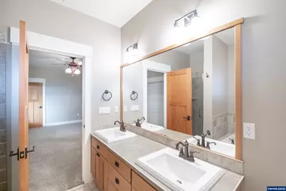 811 Northpoint Lp, Brownsville, OR 97327 - Photo 25