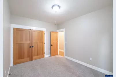 811 Northpoint Lp, Brownsville, OR 97327 - Photo 15