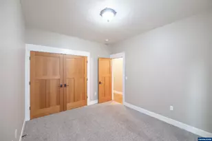 811 Northpoint Lp, Brownsville, OR 97327 - Photo 15