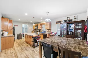 5217 Silver Lp NE, Salem, OR 97305 - Photo 13