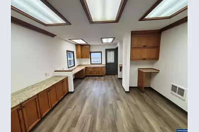 446 McClaine St, Silverton, OR 97381 - Photo 31