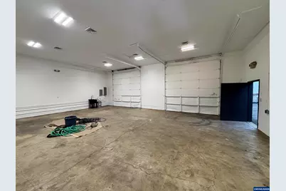 446 McClaine St, Silverton, OR 97381 - Photo 37