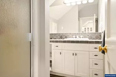 3200 Crestview Dr S, Salem, OR 97302 - Photo 33