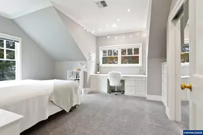 3200 Crestview Dr S, Salem, OR 97302 - Photo 25