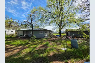 3910 Santiam Hwy, Lebanon, OR 97355 - Photo 1