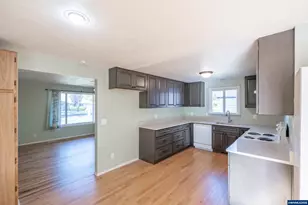 1625 Jackson St SE, Albany, OR 97321 - Photo 11