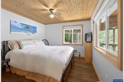 1547 N Tenmile Lake, Lakeside, OR 97449 - Photo 31