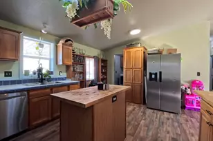 34125 E Lacomb Rd, Lebanon, OR 97355 - Photo 15