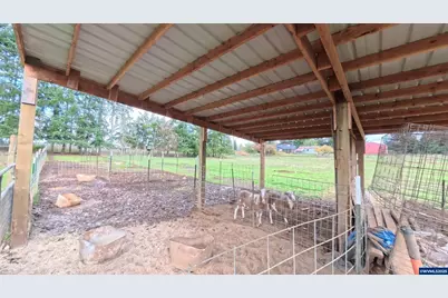 34125 E Lacomb Rd, Lebanon, OR 97355 - Photo 47