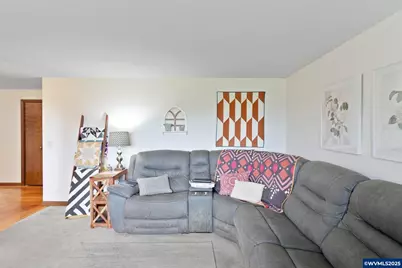 6782 Rainbow Dr SE, Salem, OR 97306 - Photo 15