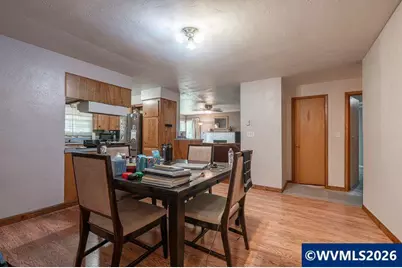 2530 Wayside Ter NE, Salem, OR 97301 - Photo 11