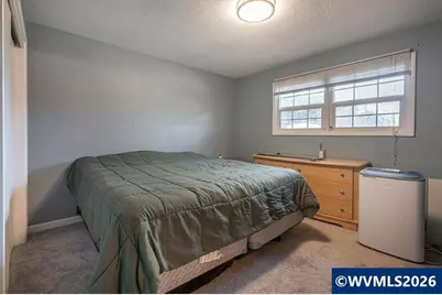 2530 Wayside Ter NE, Salem, OR 97301 - Photo 25