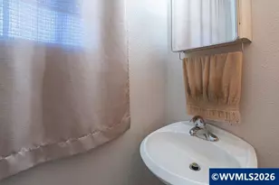 2530 Wayside Terrace NE, Salem, OR 97301 - Photo 17