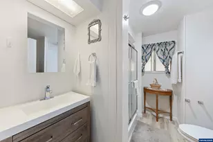 17009 SW Eldorado Dr, Portland, OR 97224 - Photo 29