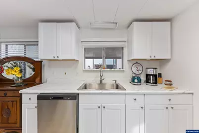 17009 SW Eldorado Dr #5, Portland, OR 97224 - Photo 11