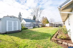 980 Cleveland St, Aumsville, OR 97325 - Photo 35